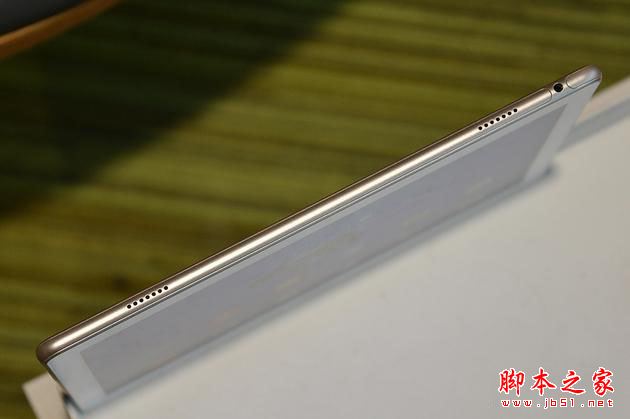 榮耀Waterplay值得買嗎？榮耀Waterplay平板優(yōu)缺點(diǎn)上手評(píng)測圖解