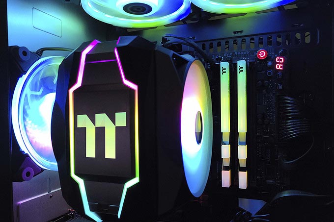 黑蘋果也玩高頻RGB內存條&mdash;&mdash;曜越TT Toughram RGB 3600開箱簡測