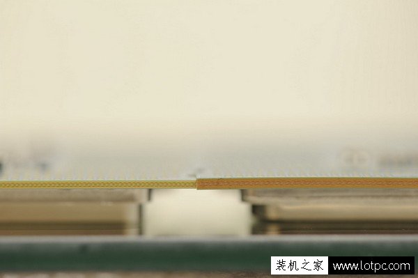 六代Skylake 處理器PCB過(guò)薄